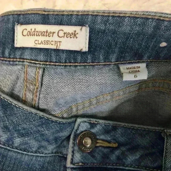 Coldwater Creek Classic Midrise Blue Jeans Boot Cut Light Wash Size 6 - Picture 3 of 5